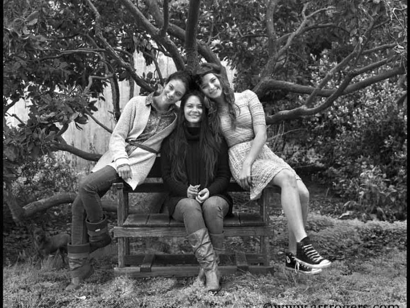 art_rogers_web_family_album_-gutierrez_girls_for_mothers_day_5-9-13