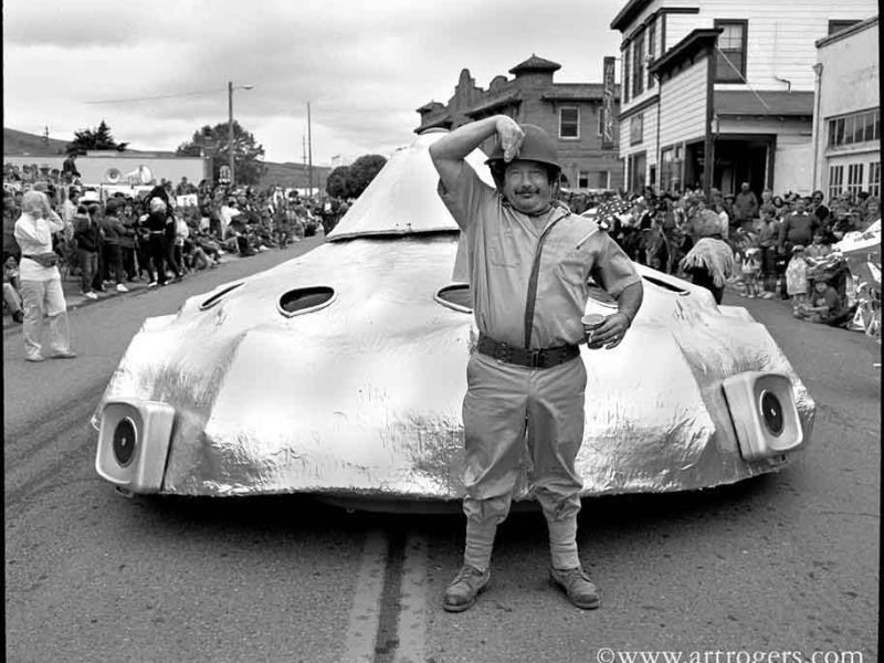 cart_rogers_family_album-web-_western_weekend_nave-flying_saucer_5-30-13