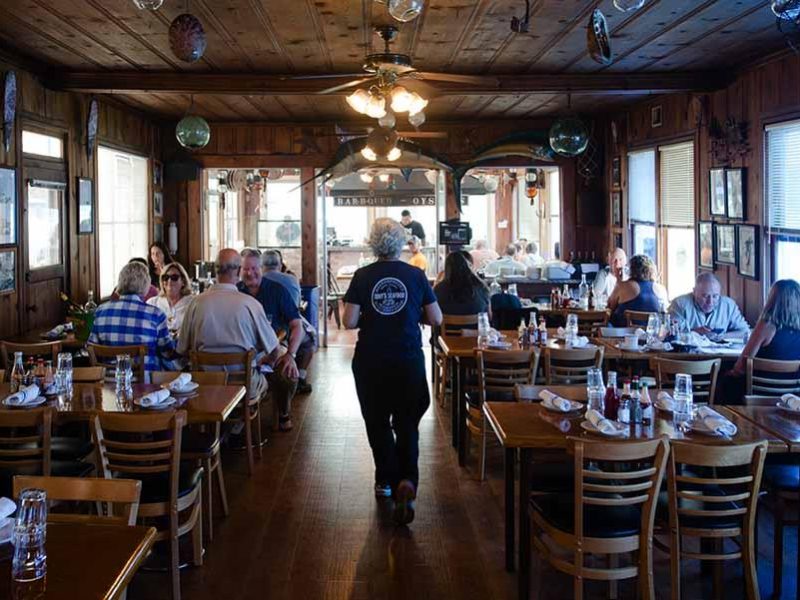 tonys_seafood_restuarant_marshall