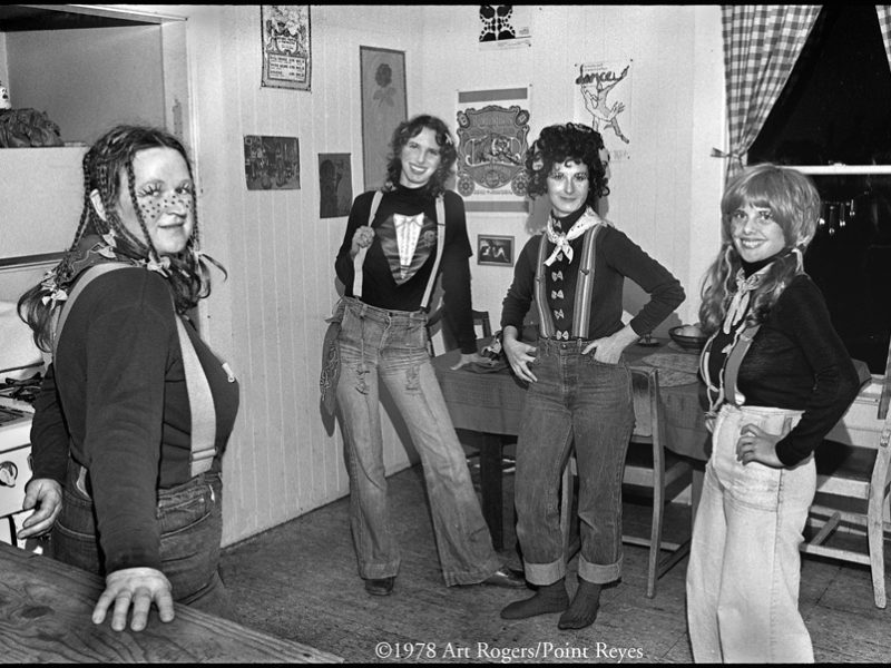 webcart_rogers_family_album_dance_palace_talent_show_1978_-3