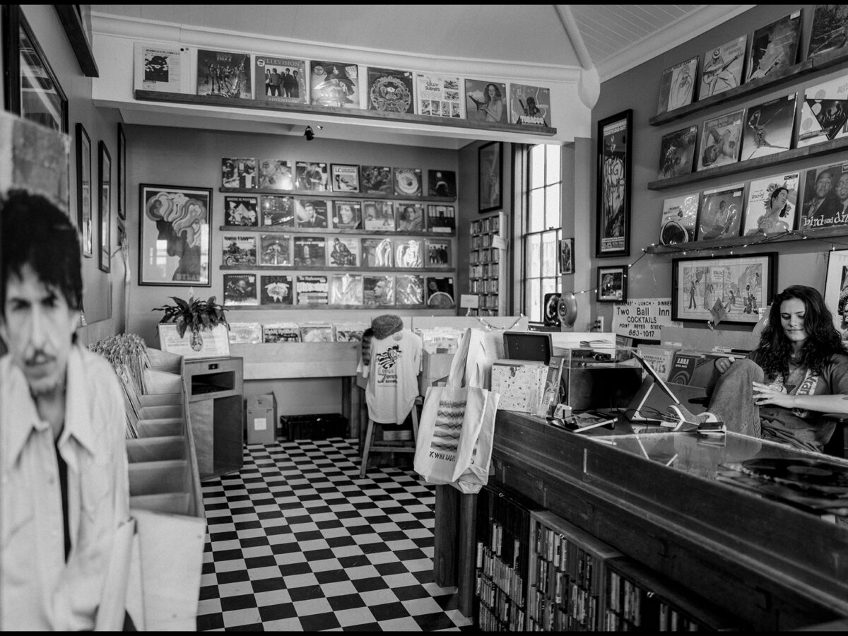 Loose Joints Records spins into fifth year
